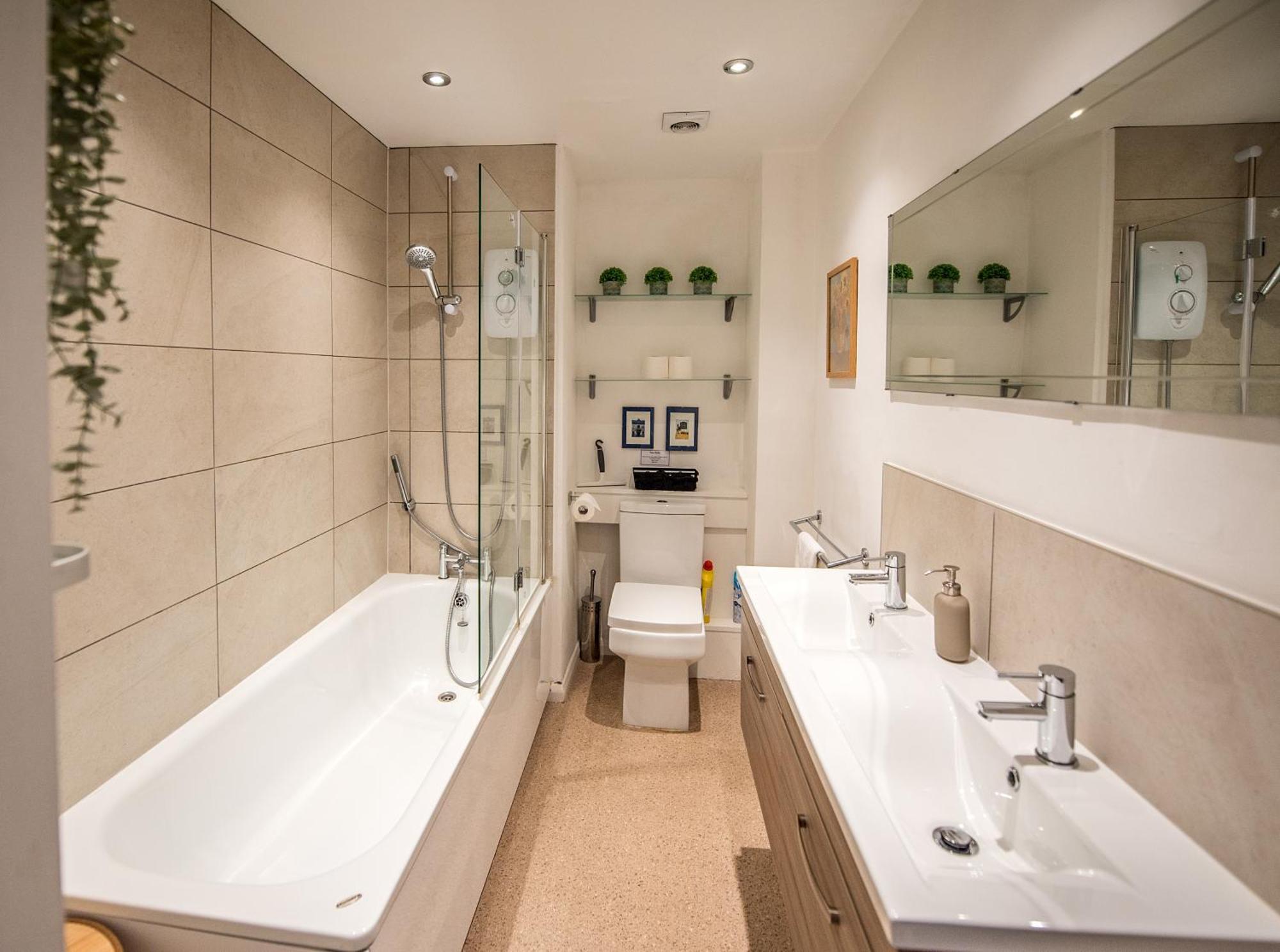 Grosvenor Pad - Lovely 2-Bed Flat - Free On Street Parking 바스 외부 사진