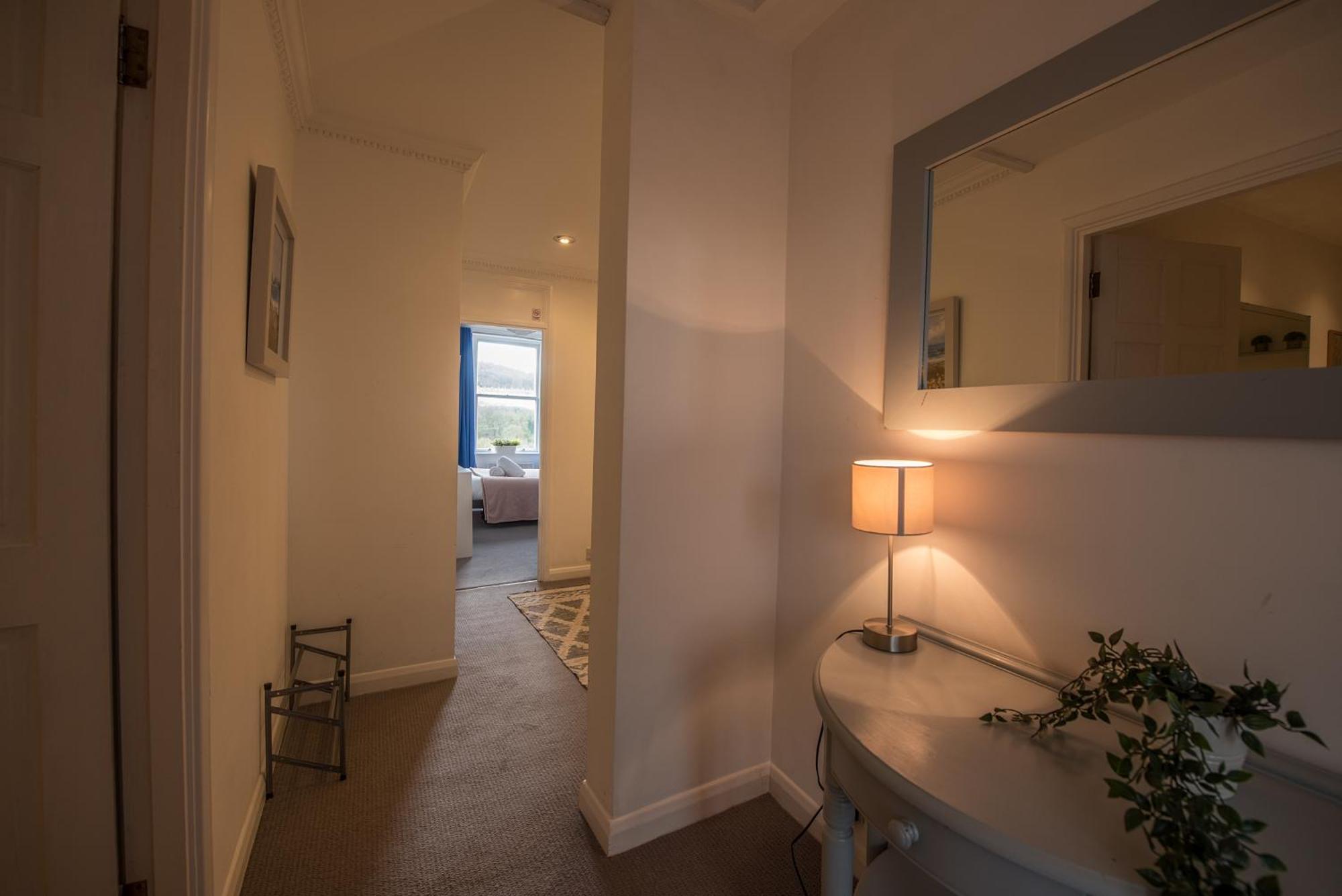 Grosvenor Pad - Lovely 2-Bed Flat - Free On Street Parking 바스 외부 사진