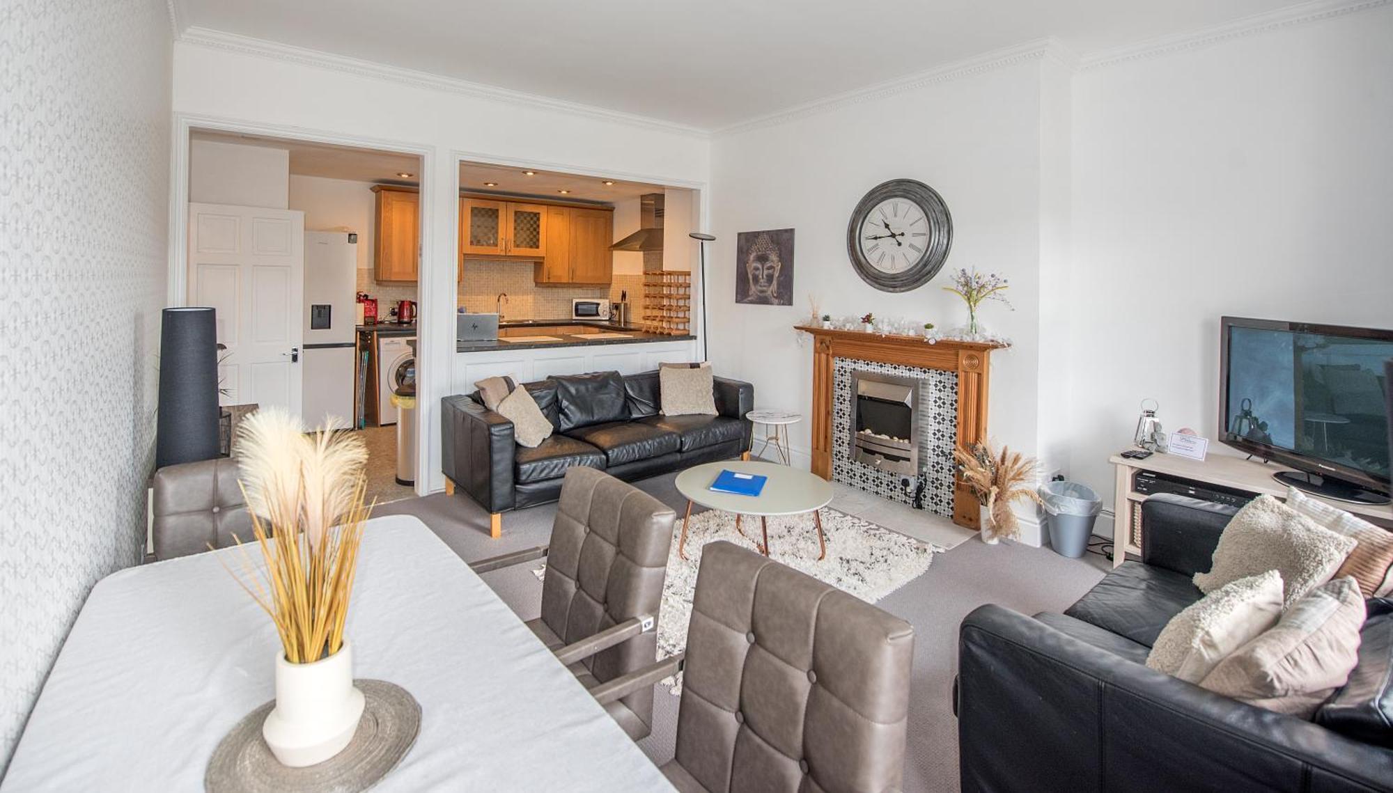 Grosvenor Pad - Lovely 2-Bed Flat - Free On Street Parking 바스 외부 사진