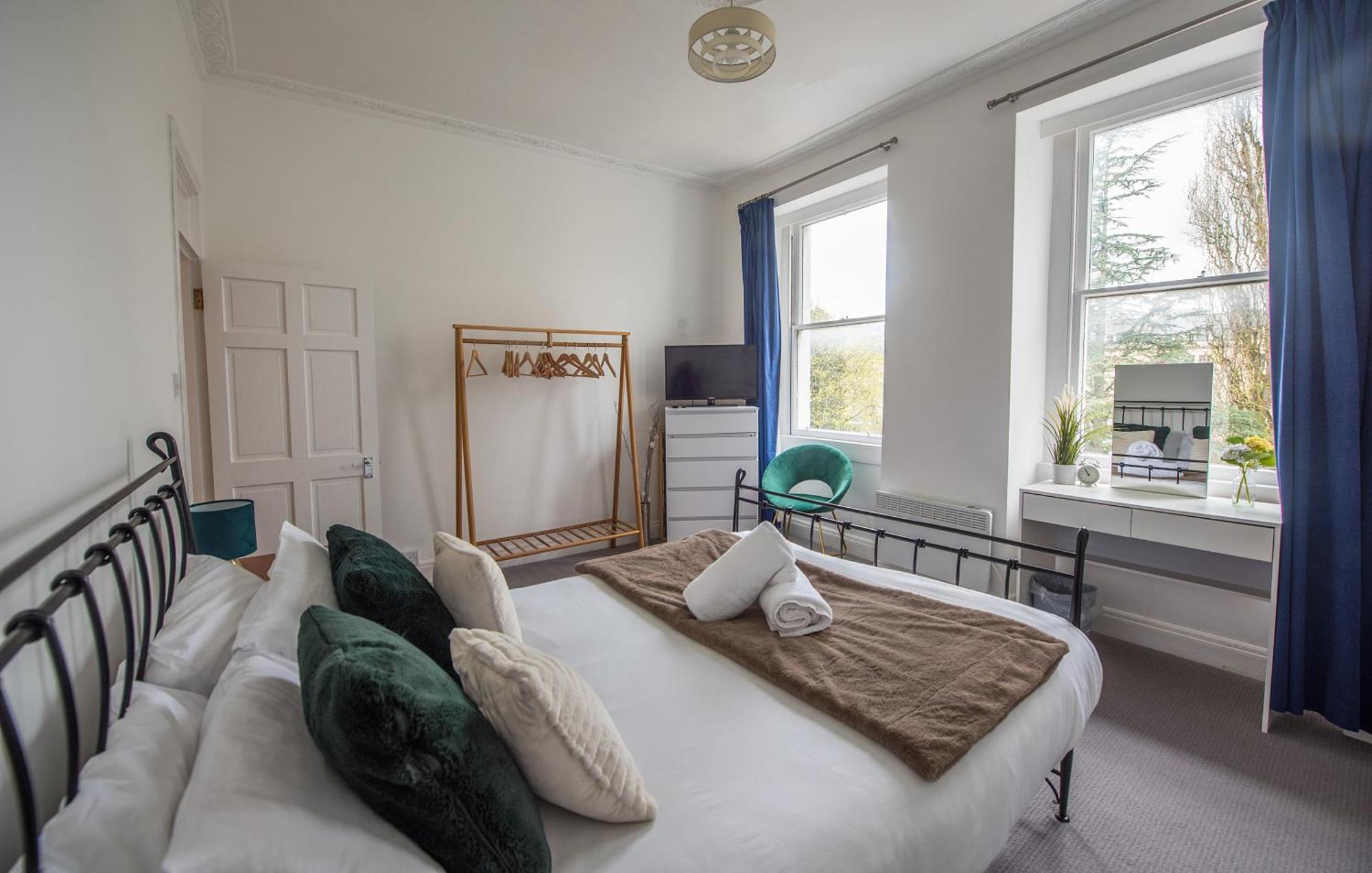 Grosvenor Pad - Lovely 2-Bed Flat - Free On Street Parking 바스 외부 사진
